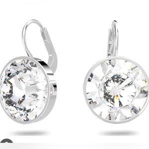 Bella drop earrings worn a handful on times VCUG